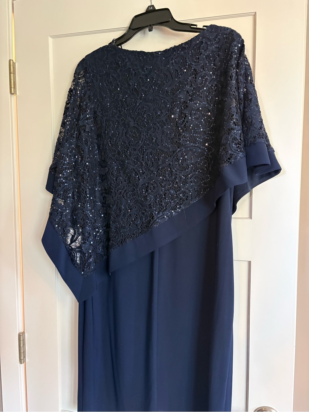 NWT R& M Richards Navy Sequin Lace Capelet Midi Dress from Macy’s Size 14 - Picture 4 of 7